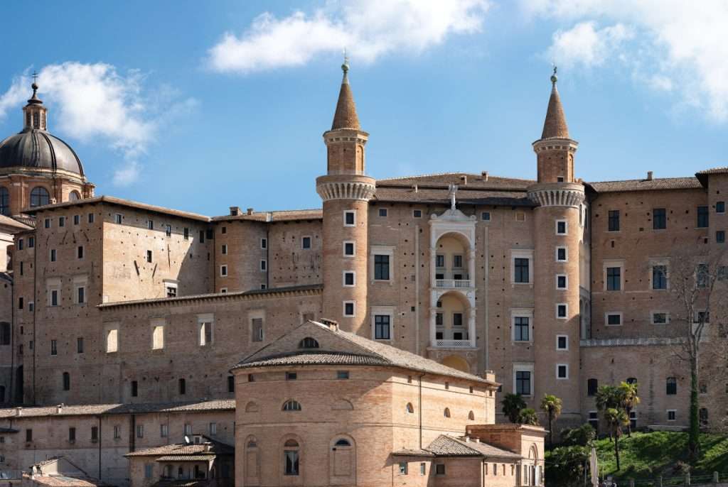 Urbino - Palazzo Ducale, facciata dei Torricini