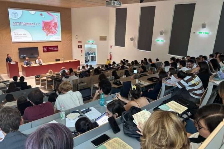 Immagine tratta dal profilo Facebook di SIMI Società Italiana di Medicina Interna